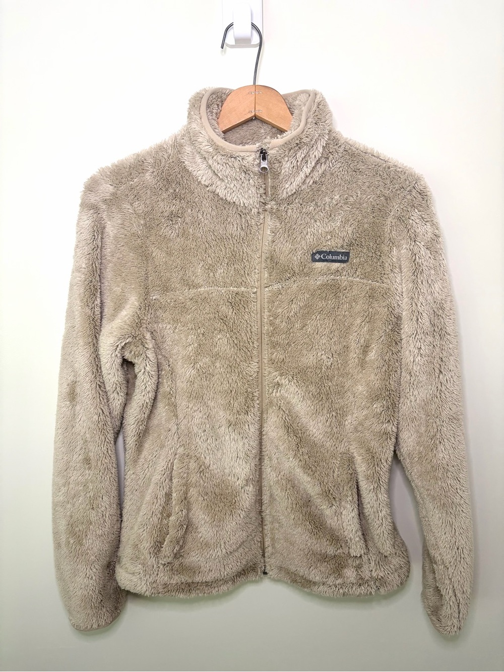 Columbia Fuzzy Sherpa Fleece Full Zip Jacket – Taupe – Size Medium
